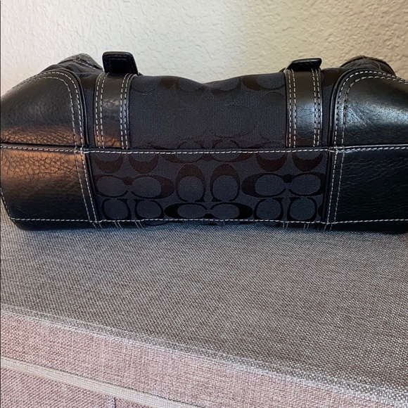 Coach handbag - Picture 7 of 7